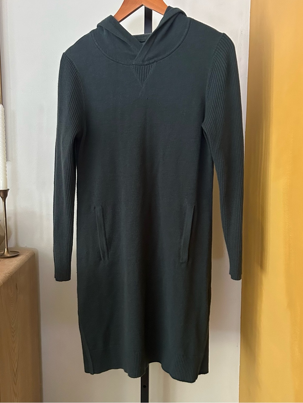 Title Nine Merino‎ Wool Sweater Dress Knit Hood Ribbed Green Outdoor Medium